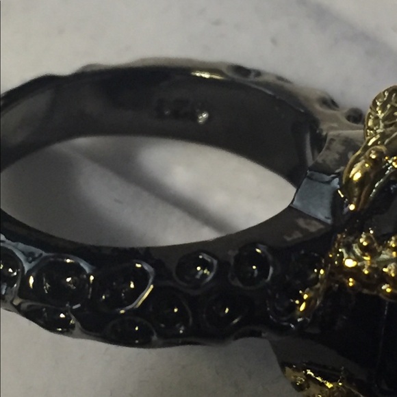 Just beautiful artwork green Quartz Rhodium over silver ring - Picture 4 of 8